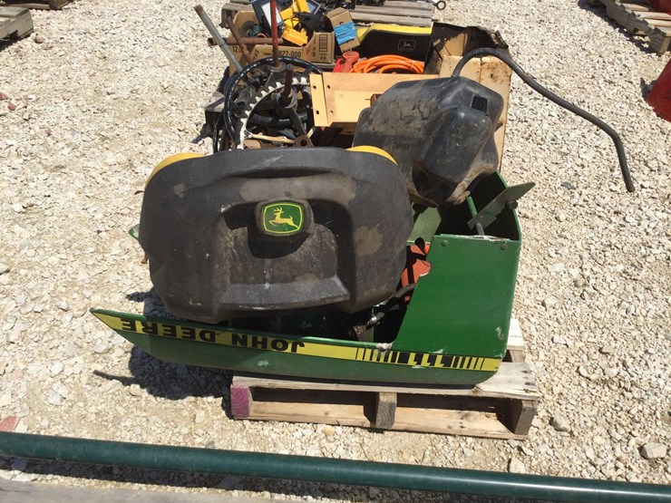 john-deere-la-image-2