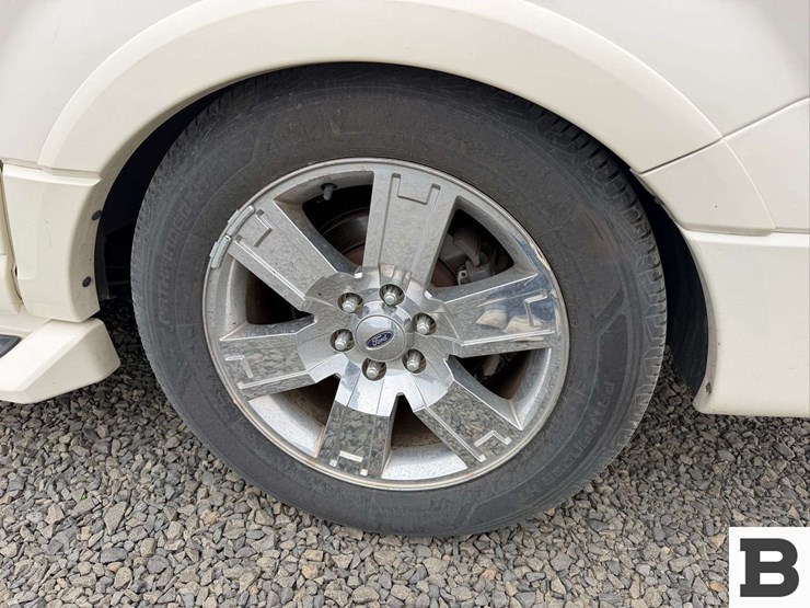 2007-ford-expedition-image-11
