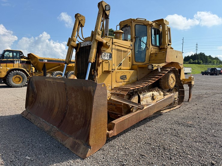 caterpillar-d7h-image-1