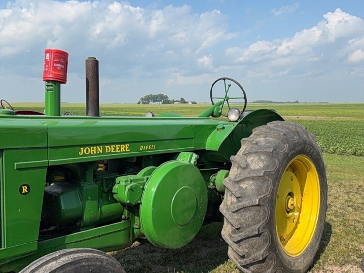 john-deere-r-image-51