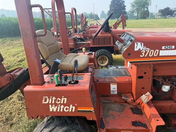 ditch-witch-3700dd-image-24