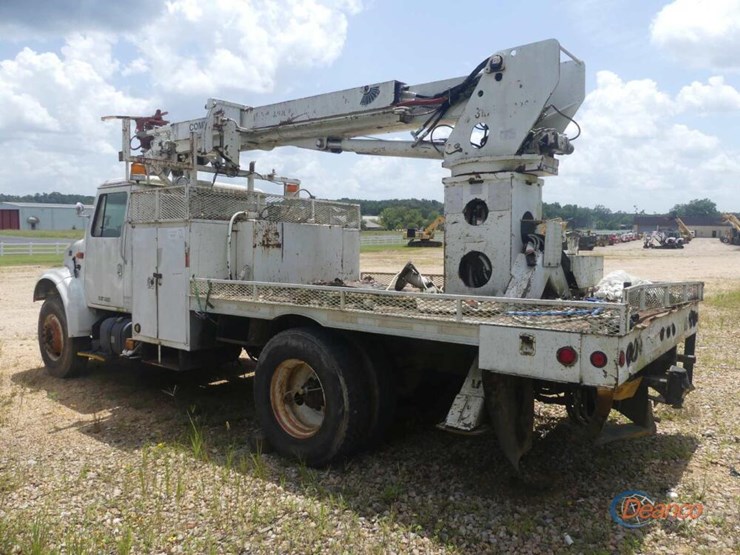 2001-international-4900-image-3