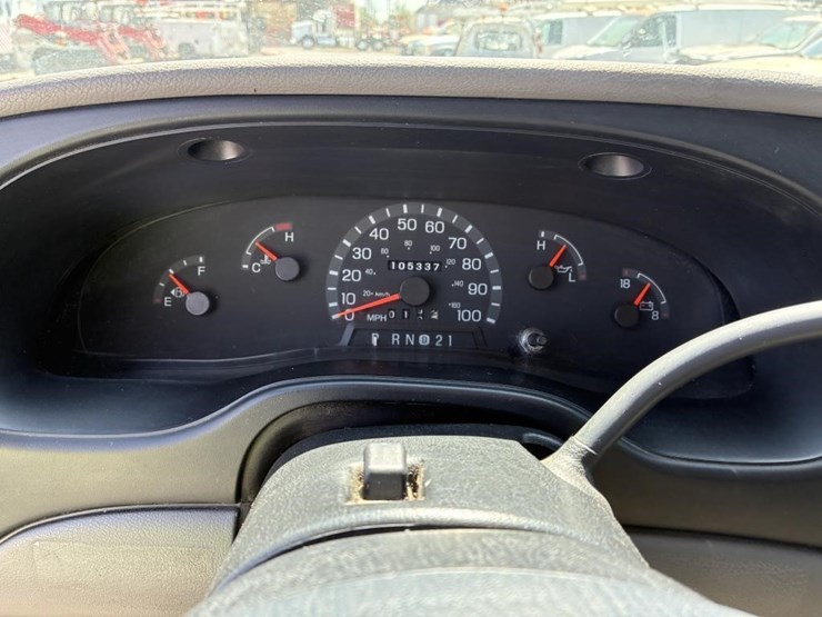 2001-ford-e350-image-18