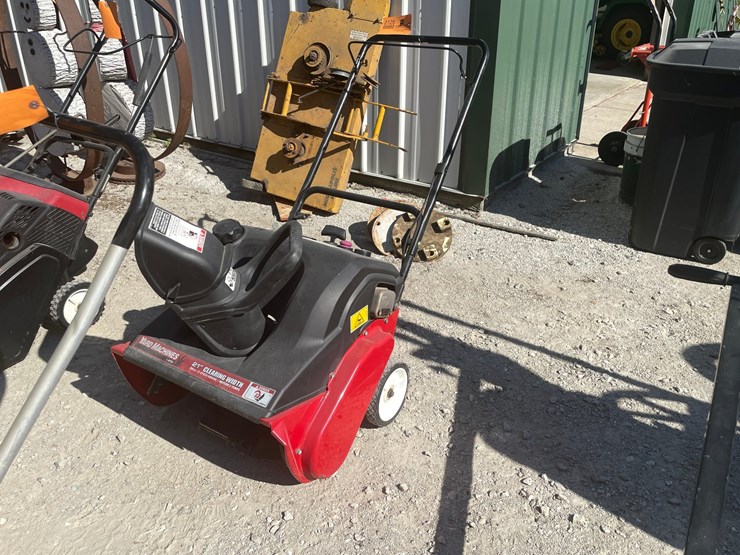 #2125-•-yard-machines-by-mtd-image-1