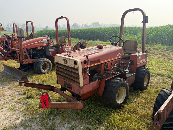 ditch-witch-350sx-image-1