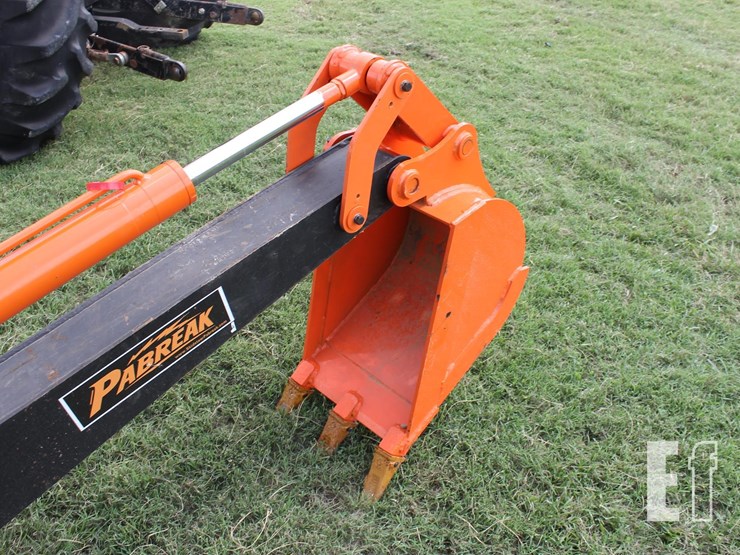 pabreak-skidsteer-backhoe-arm-image-2
