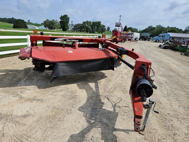 new-holland-1411-image-8
