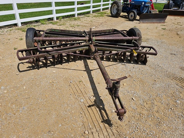 john-deere-10-image-8