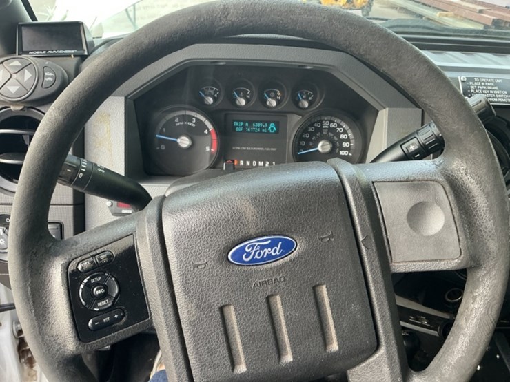 2016-ford-f550-image-22