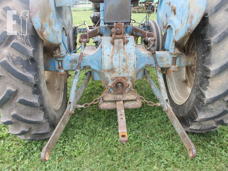ford-3000-image-7