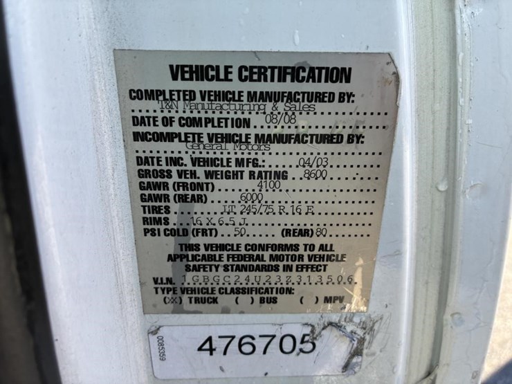 2003-chevrolet-silverado-2500-image-17