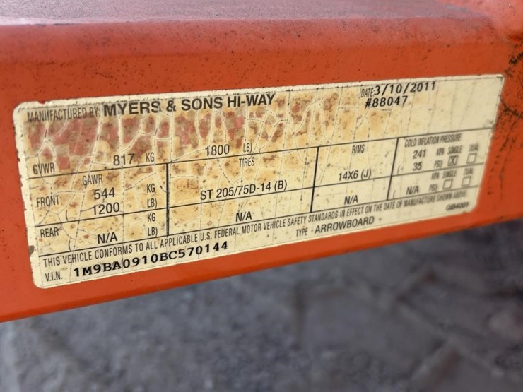 2011-myers-and-sons-hi-way-safety-arrowboard-trail-image-15