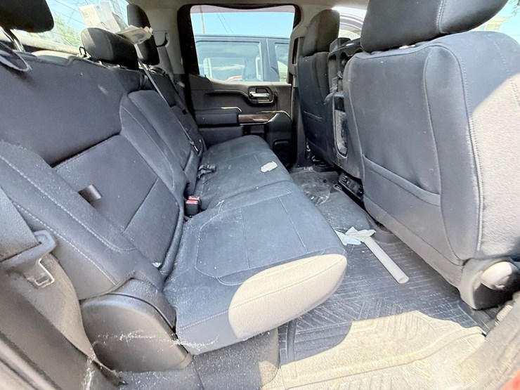 2020-chevrolet-silverado-1500-image-34