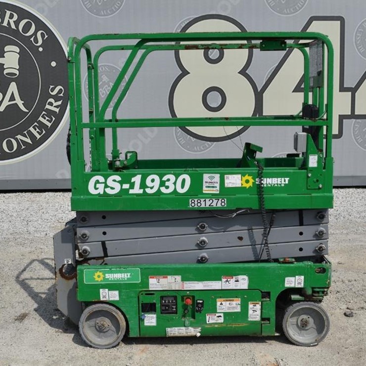 2016 GENIE GS1930