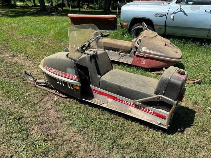 mercury-440-max-snowmobile-image-5