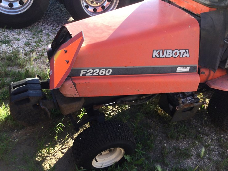 1998-kubota-f2260-image-4
