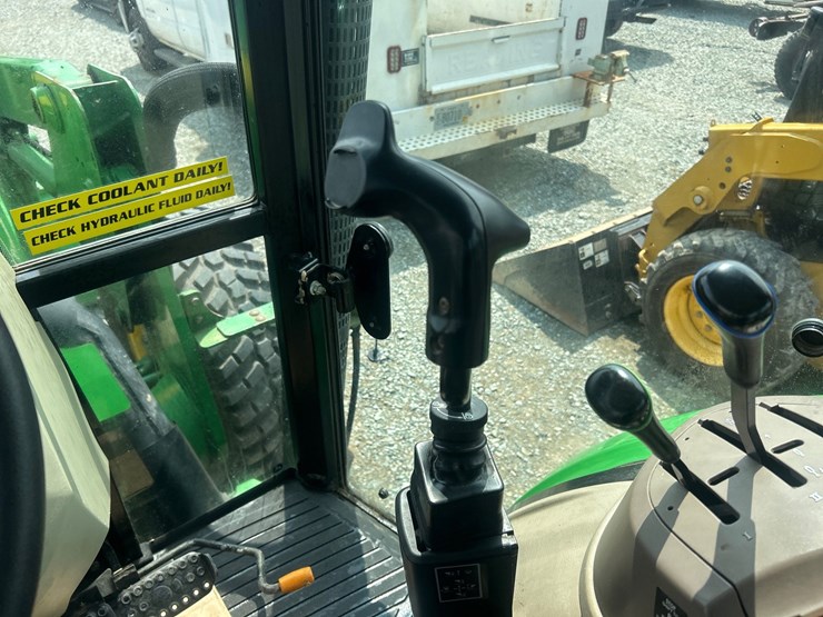 john-deere-5100e-image-56