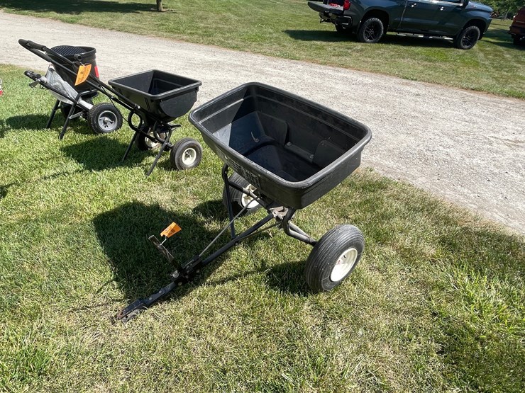 #2158-•-agri-fab-pull-behind-yard-spreader-image-1