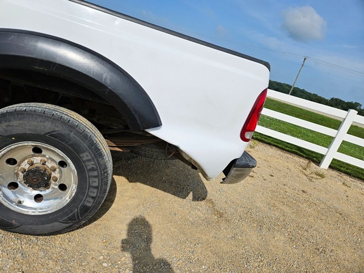 2004-ford-f250-xlt-image-17