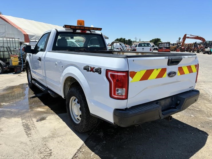 2016-ford-f150-xl-image-4
