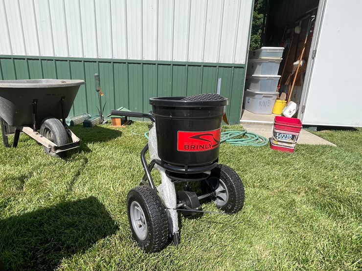 #2156-•-brinly-yard-spreader-image-1