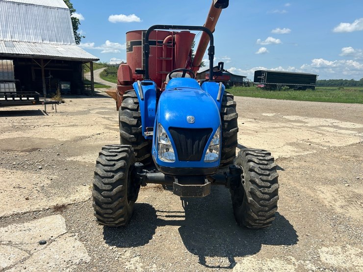 2004-new-holland-tc55da-tractor-image-3