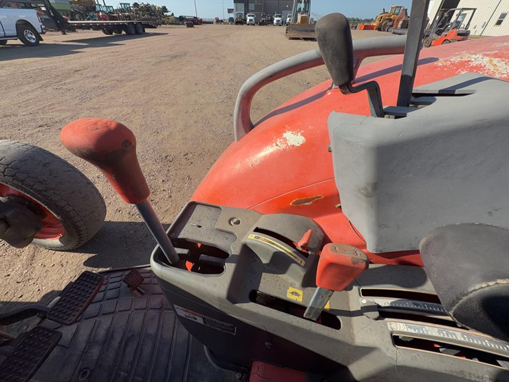 kubota-m6060-image-33