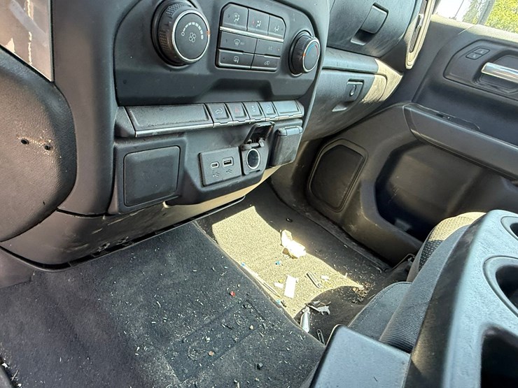 2021-chevrolet-silverado-1500-image-55