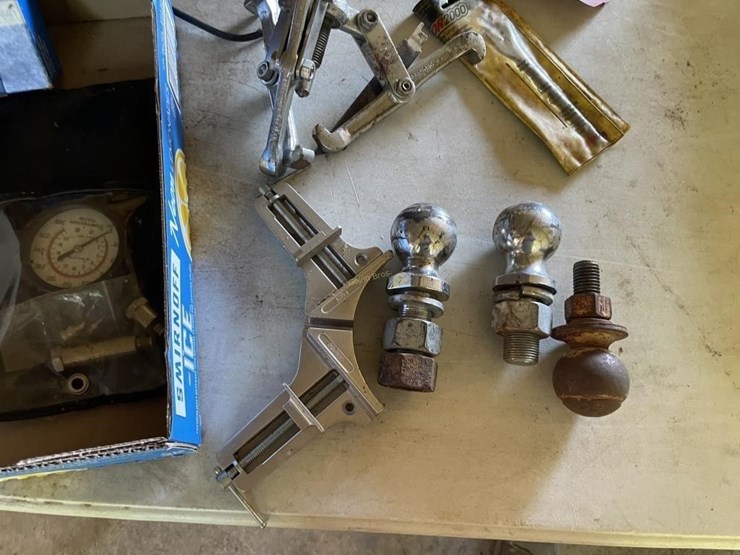 ball-hitches,-puller,-soldering-gun-etc-image-2