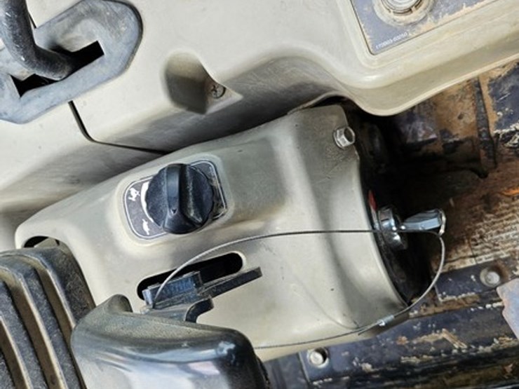 yanmar-vio45-image-33