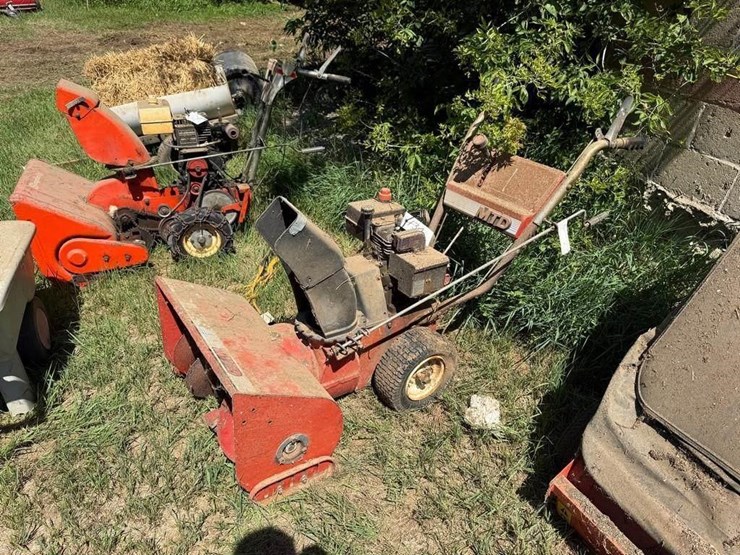 mtd-snowblower-image-2