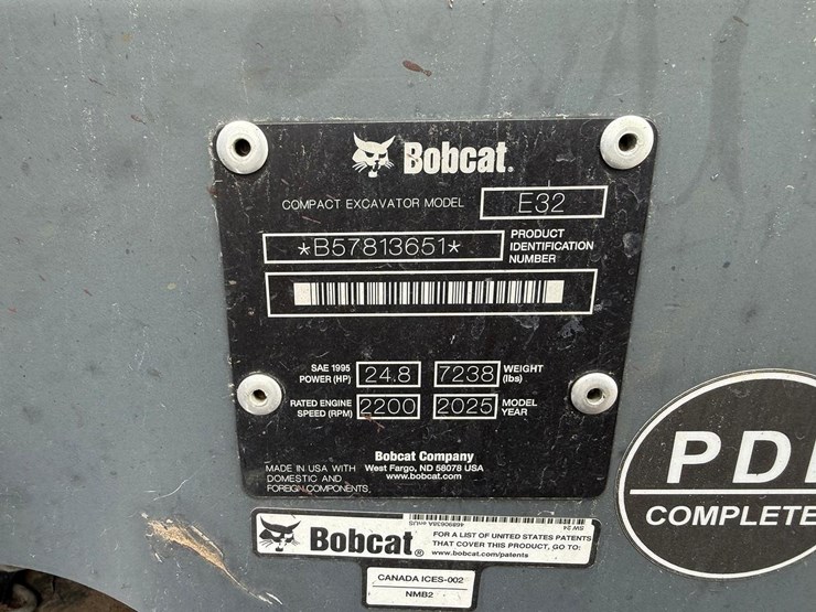 2025-bobcat-e32-image-18