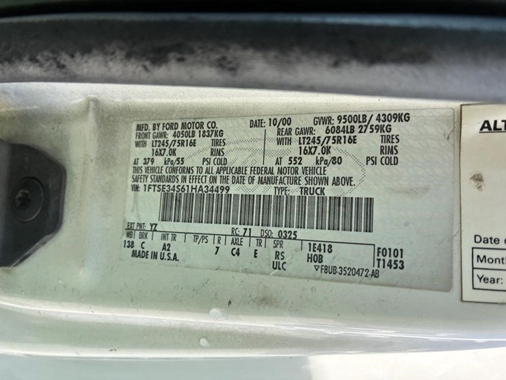 2001-ford-e350-image-21