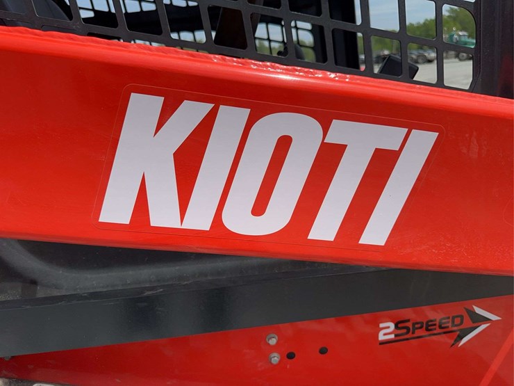 2024-kioti-tl750-image-20