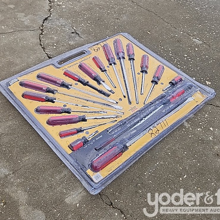 Unused 20 Piece Professional Sears Type Screwdriver Set
