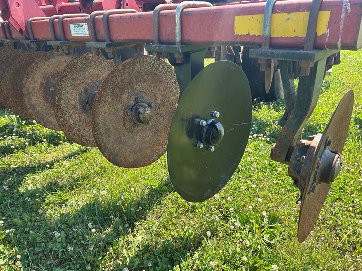 case-ih-730b-ecolo-tiger-ripper-image-12