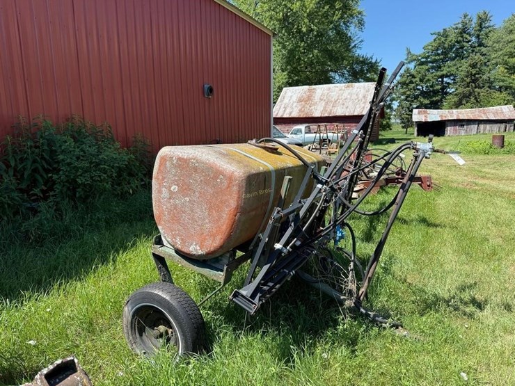 20'-+/--trailer-sprayer-image-4