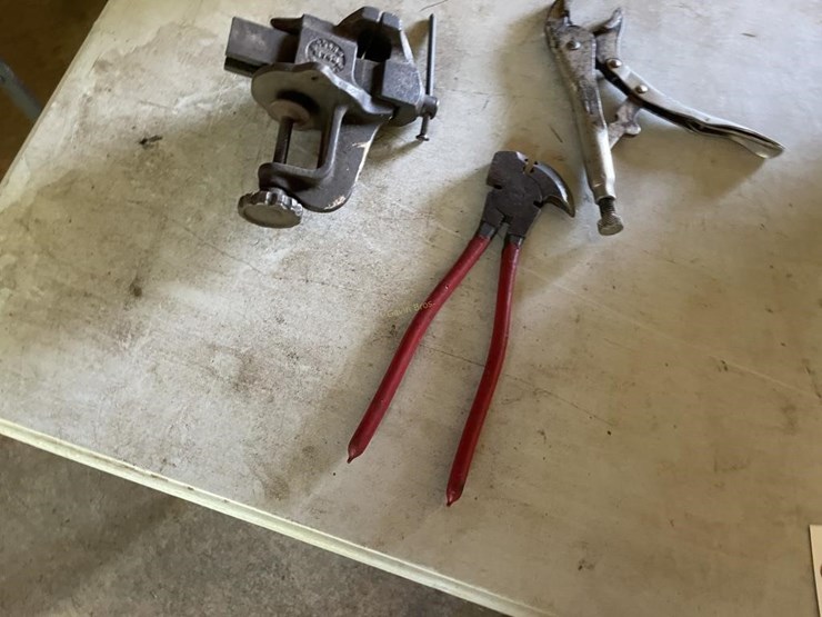 drill-doctor,-fencing-tool,-vice-image-2