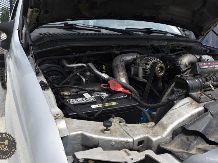 2003-ford-f550-xlt-sd-image-26