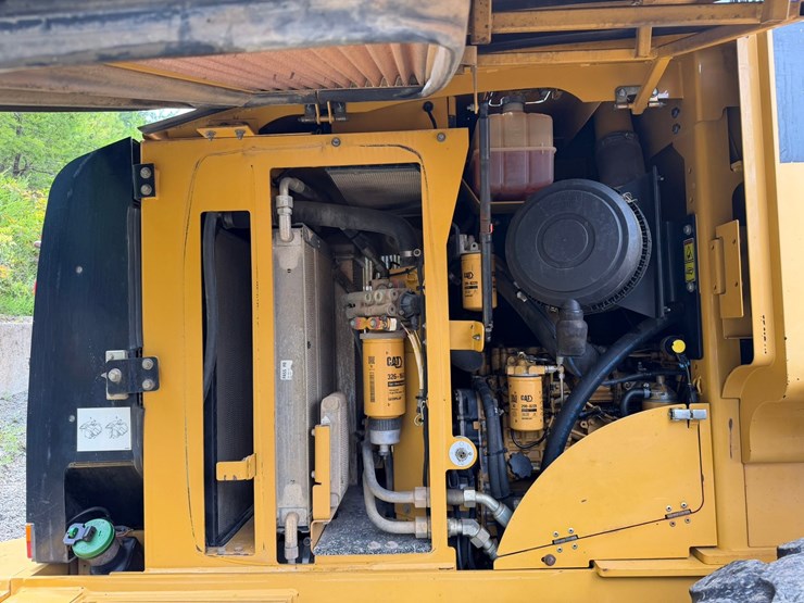 caterpillar-930h-image-55