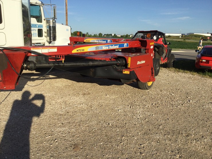 2015-new-holland-h7230-image-2