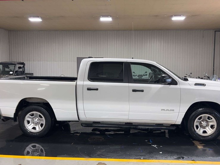 2022-dodge-1500-image-5