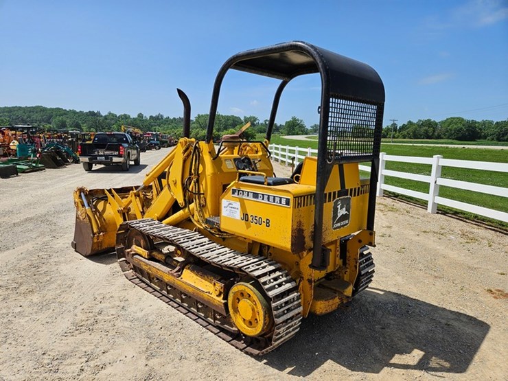 deere-350b-image-3