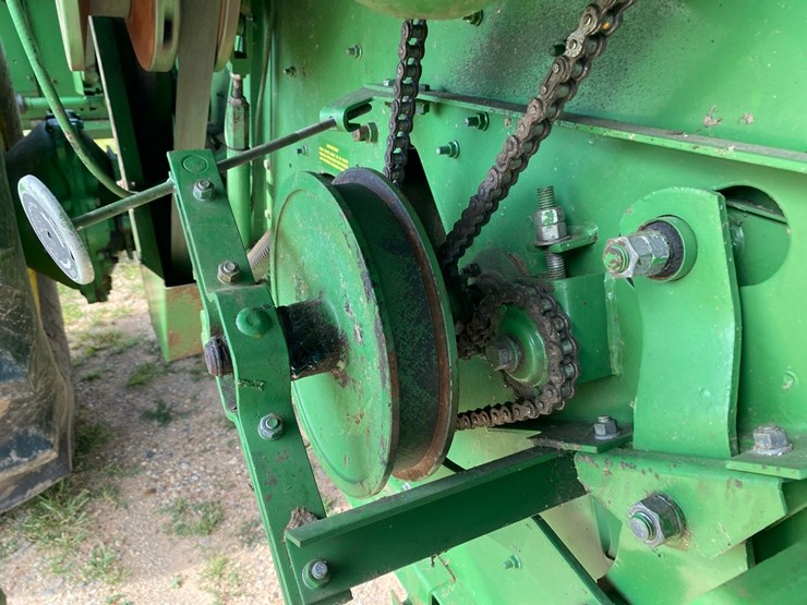 john-deere-4420-combine-image-35