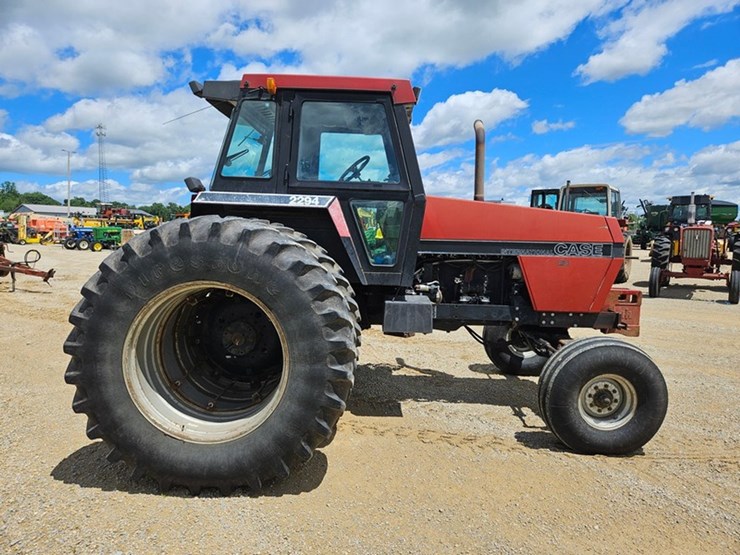 1984-case-ih-2294-image-6