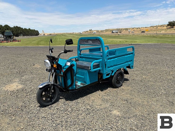 2026-sdlanch-et13-electric-tricycle-image-1