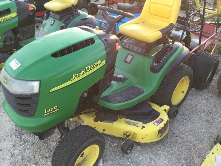 john-deere-l130-image-1