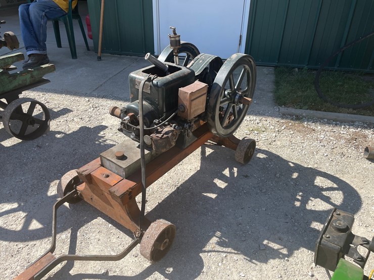 #2116-•-witte-2-1/2-hp-gas-engine-image-1
