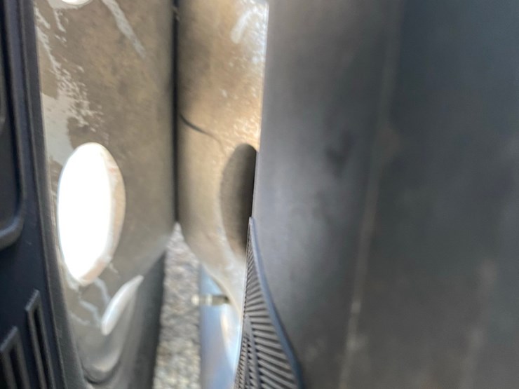 2019-peterbilt-579-image-90