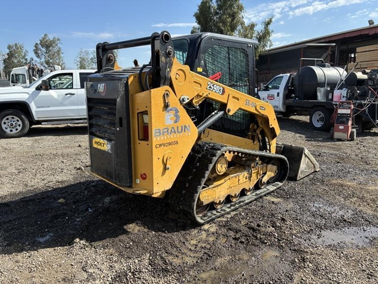 2023-caterpillar-259d3-image-3